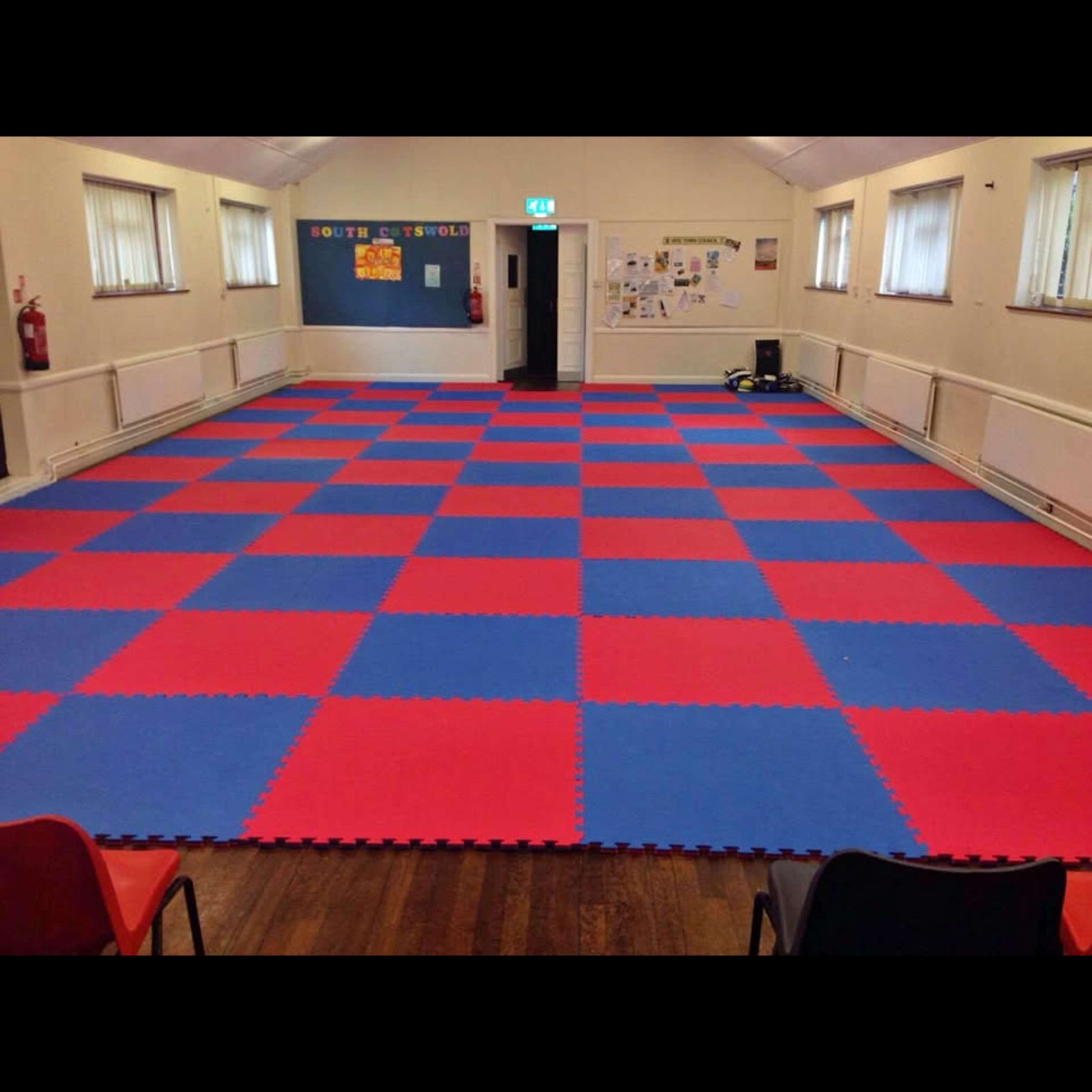 INDOOR INTERLOCKING EVA MAT - 20 MM & 25 MM <br>(RED / BLUE)